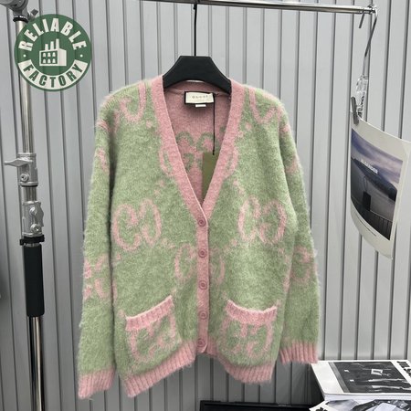 Gucci V-Neck Dress Sweaters