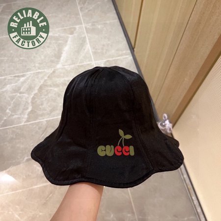 Gucci Jumbo Bucket Hat
