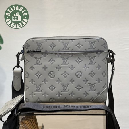 trio messenger bag m46603