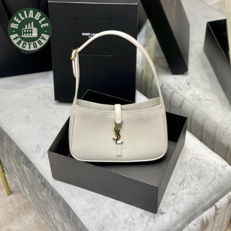 Saint Laurent Le 5 A 7 Hobo Bag In Smooth Leather Blanc Vintage