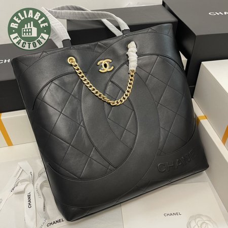 Chanel 2023 Club Monaco Tote