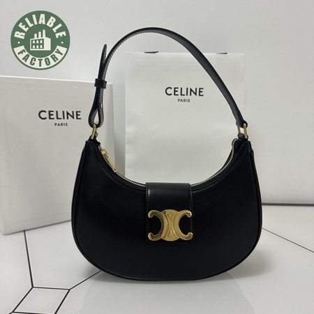 Celine Ava Triomphe Bag In Smooth Calf Leather Black