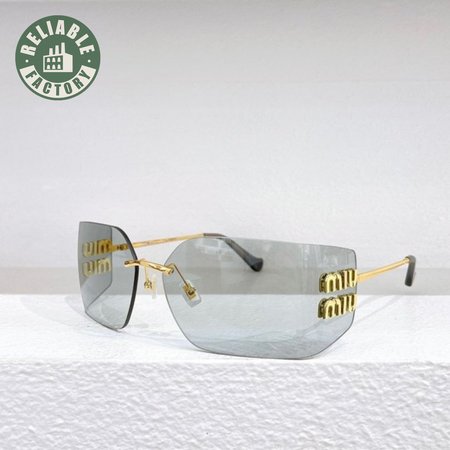 Miu Miu Virtual Try-On Runway Sunglasses