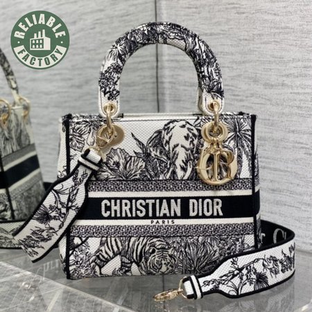 Dior Medium Lady D-Lite Bag