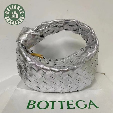 Bottega Veneta Jodie Teen Knotted Intrecciato Mirrored-Leather Tote