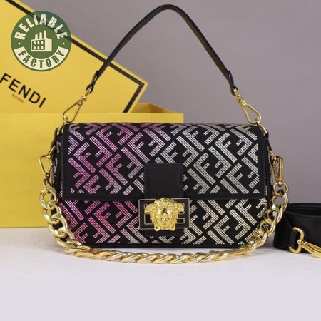 Fendi Baguette 7701